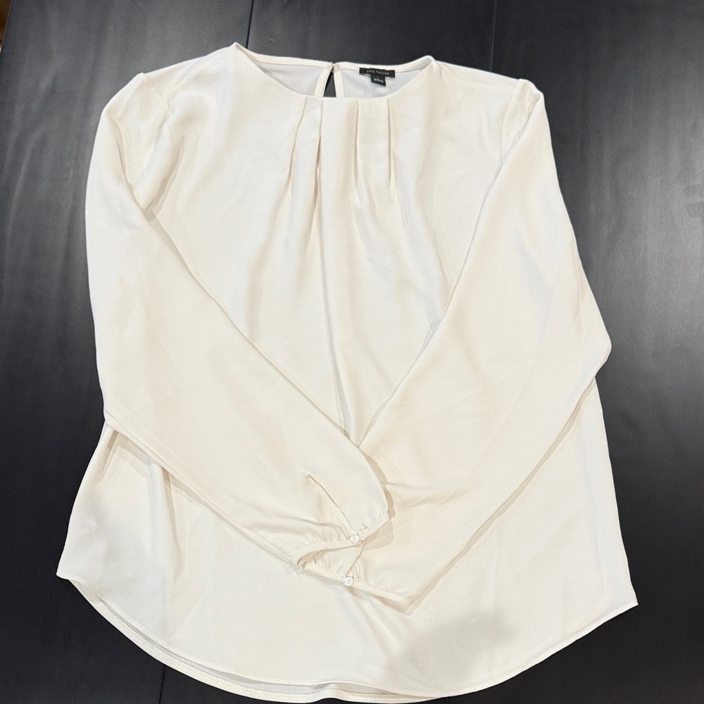 Ann Taylor long sleeve blouse size large